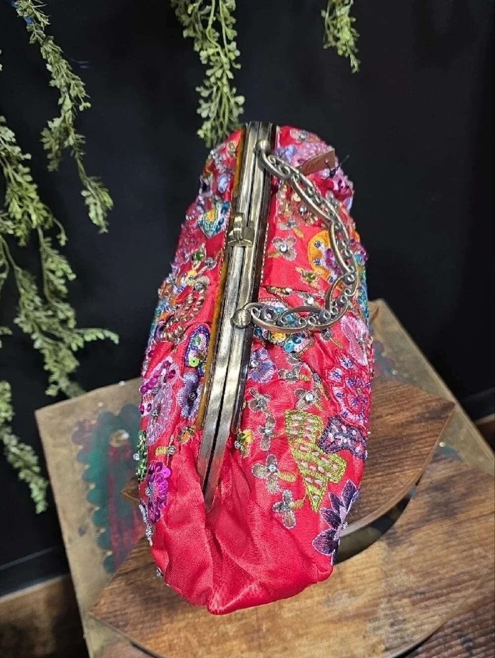 Embroidered Red Satin Floral Kiss-Lock Clutch